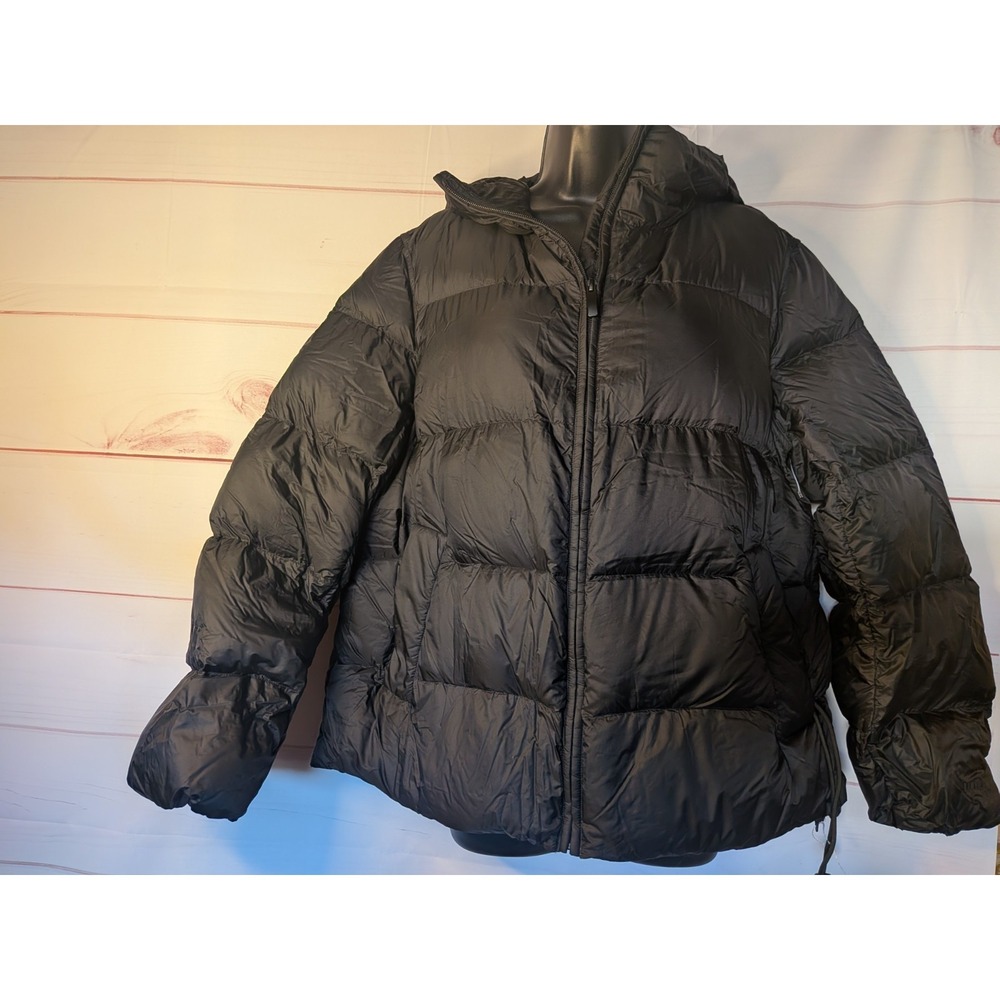 448$ Lululemon Featherweight 900Down-Fill Puffer Jacket Size L-Color Black-BNWT. - Picture 9 of 16
